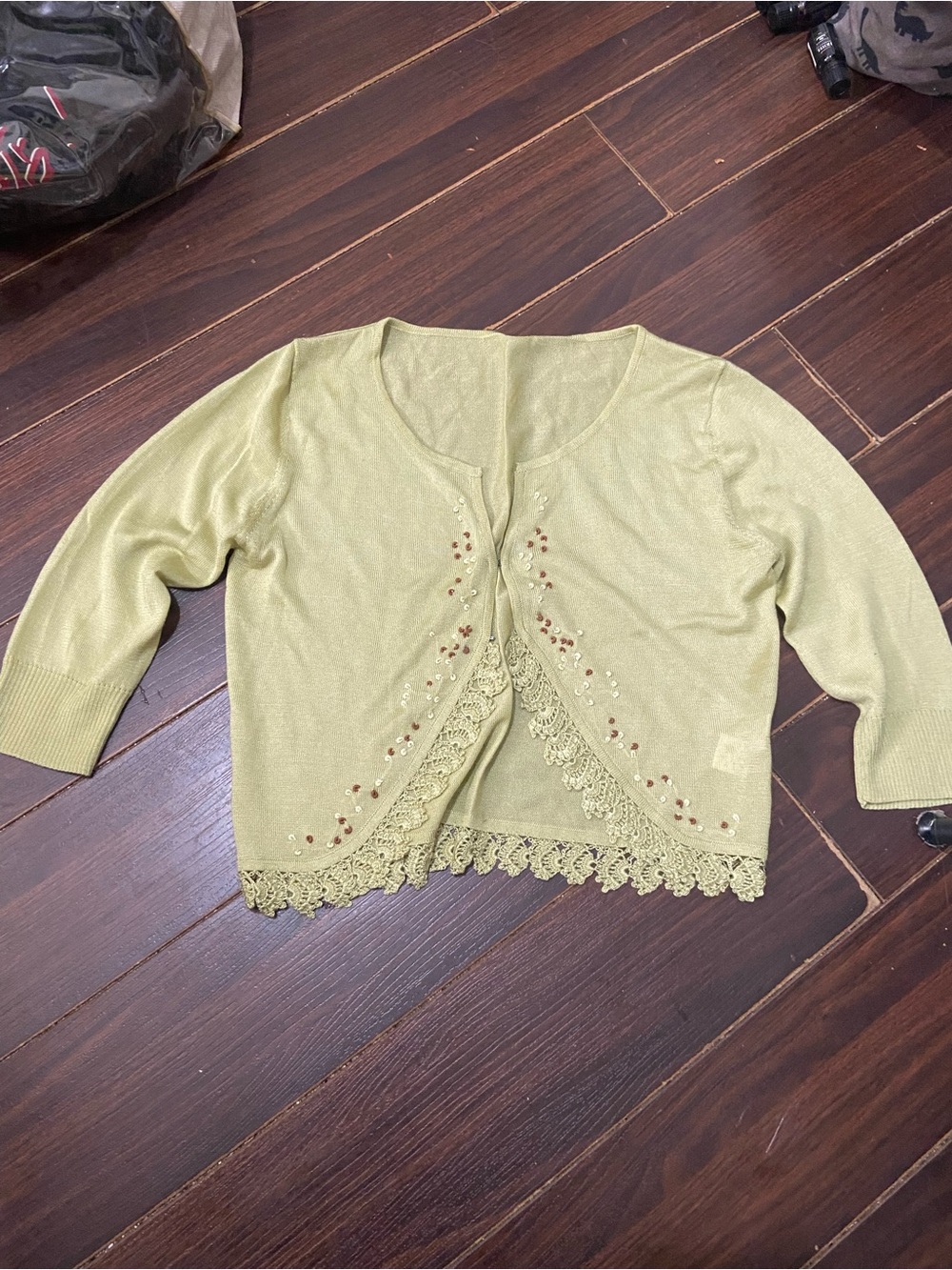 Bellevilles Women’s  Lace Side Cover Up  Se: S